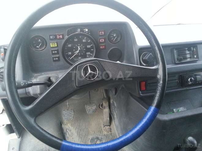 Mercedes 410 D 1995, 300,000 km - 2.9 l - Bakı