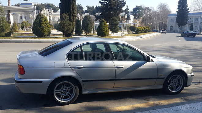 BMW 525 2001, 320,000 km - 2.5 l - Mingəçevir