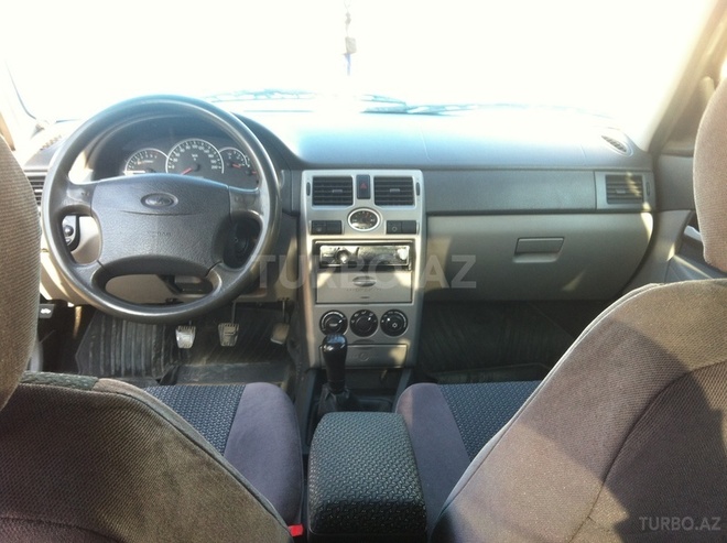 LADA (VAZ) Priora 2010, 180,000 km - 1.6 l - Bakı