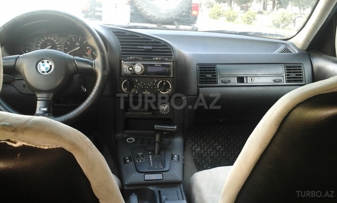 BMW 320 1992, 235,000 km - 2.0 л - Bakı