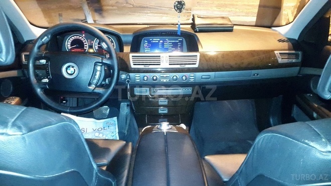 BMW 735 2003, 180,000 km - 3.5 l - Bakı