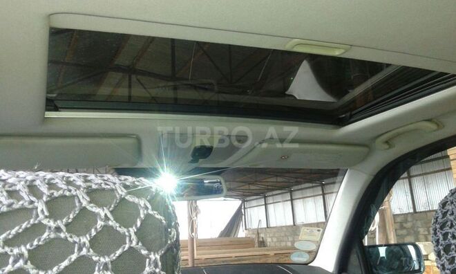 Mercedes E 240 1998, 212,000 km - 2.4 l - Sabirabad