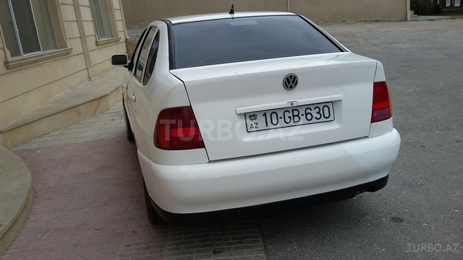 Volkswagen Polo 1999, 200,000 km - 1.5 l - Bakı