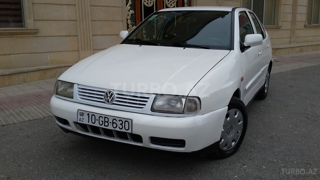 Volkswagen Polo 1999, 200,000 km - 1.5 l - Bakı