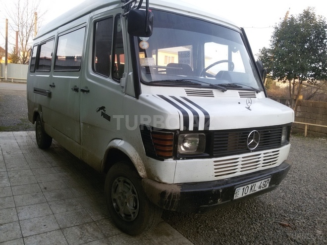 Mercedes 208 D 1990, 508,000 km - 2.3 л - Lənkəran