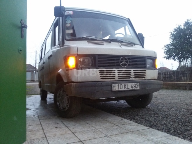 Mercedes 208 D 1990, 508,000 km - 2.3 л - Lənkəran