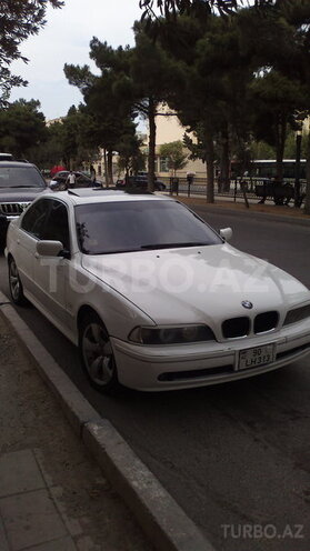 BMW 528 1998, 210,000 km - 2.8 l - Bakı