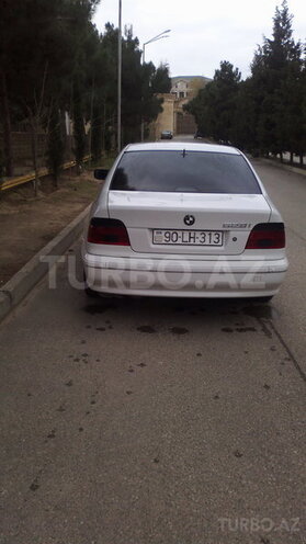 BMW 528 1998, 210,000 km - 2.8 l - Bakı
