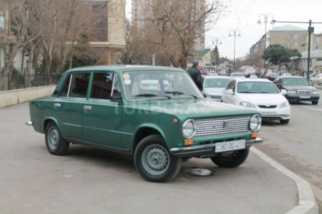 LADA (VAZ) 21011 1984, 125,552,588 km - 1.7 л - Bakı