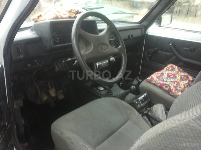 LADA (VAZ) Niva 2005, 160,000 km - 1.7 l - Astara