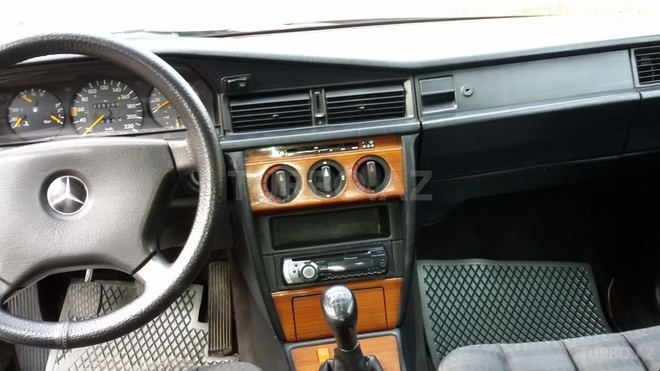 Mercedes 190 1991, 240,000 km - 0.2 l - Gəncə