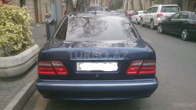 Mercedes C 270 2000, 252,000 km - 2.7 l - Bakı