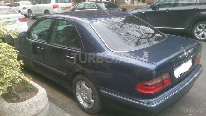 Mercedes C 270 2000, 252,000 km - 2.7 l - Bakı