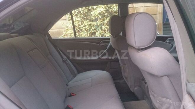 Mercedes C 270 2000, 252,000 km - 2.7 l - Bakı