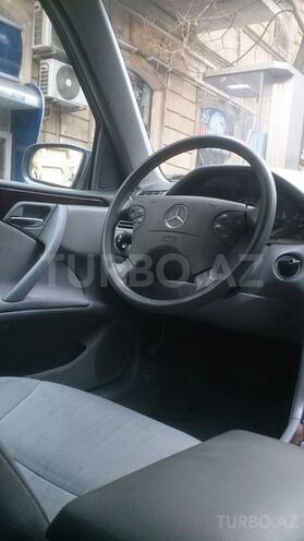 Mercedes C 270 2000, 252,000 km - 2.7 l - Bakı