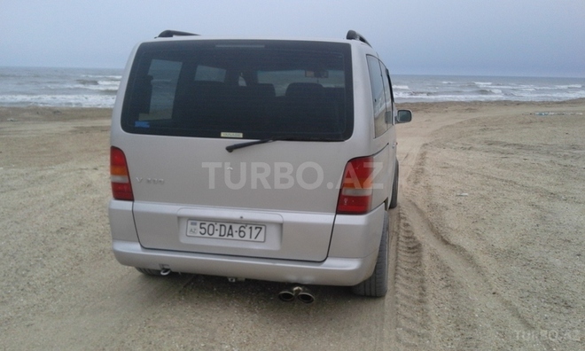 Mercedes Vito 2001, 190,000 km - 2.3 л - Bakı
