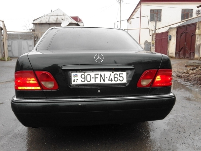 Mercedes E 230 1997, 234,000 km - 2.3 l - Bakı