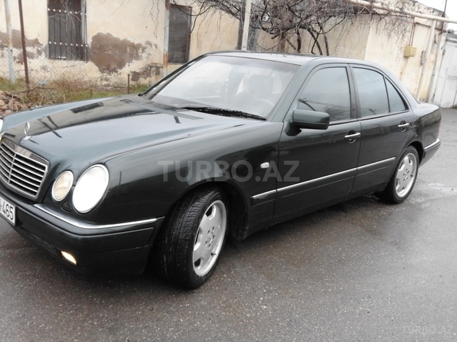 Mercedes E 230 1997, 234,000 km - 2.3 l - Bakı