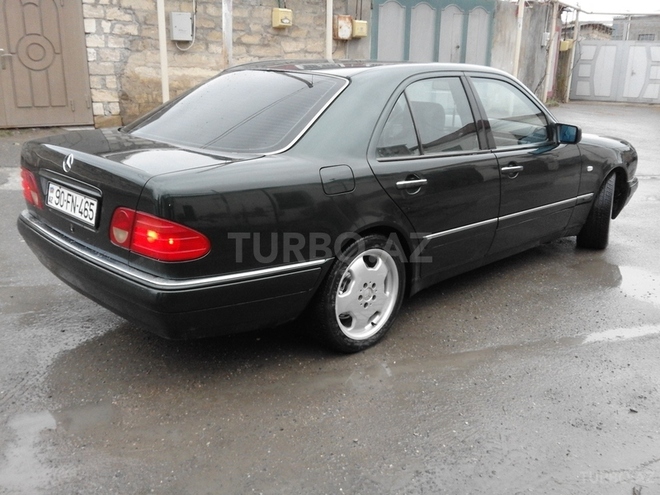 Mercedes E 230 1997, 234,000 km - 2.3 l - Bakı