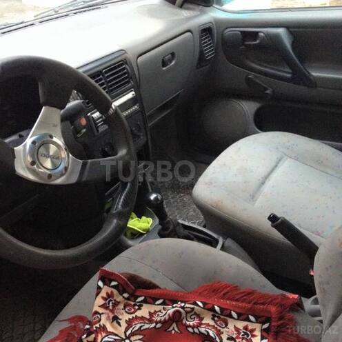 Volkswagen Polo 1998, 200,000 km - 1.4 l - Bakı