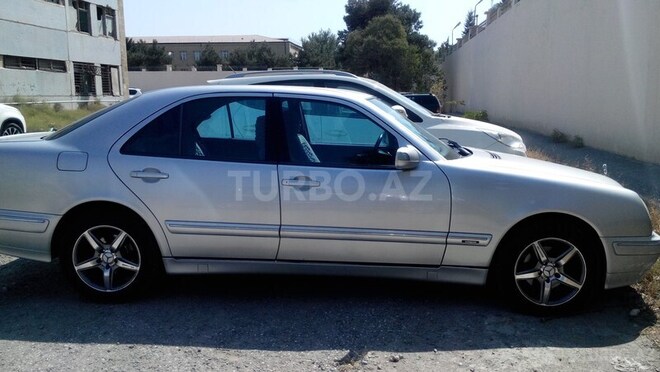 Mercedes E 240 2000, 446,866 km - 2.4 l - Bakı