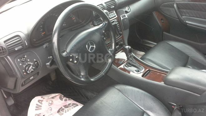 Mercedes C 240 2002, 147,374 km - 2.4 л - Bakı