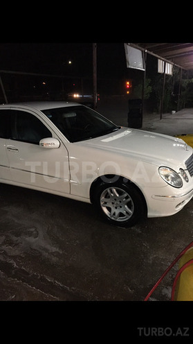 Mercedes E 220 2005, 278,000 km - 2.2 л - Bakı