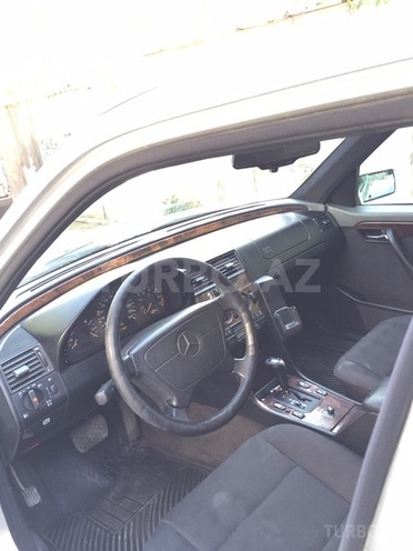 Mercedes C 200 1996, 260,000 km - 2.0 l - Bakı