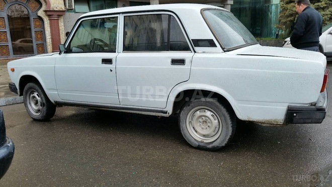 LADA (VAZ) 2107 1999, 180,000 km - 1.6 l - Bakı