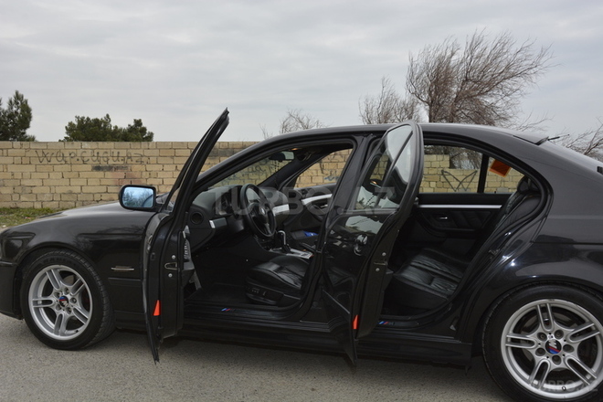 BMW 525 2000, 18,000 km - 2.5 l - Bakı