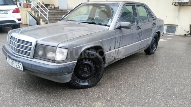 Mercedes 190 1992, 33,857 km - 2.0 л - Bakı