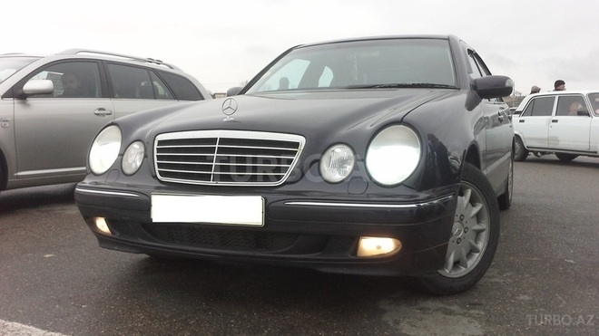 Mercedes E 270 2000, 333,650 km - 2.7 l - Bakı