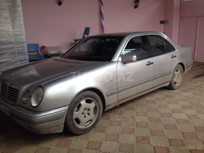 Mercedes E 230 1996, 300,000 km - 2.3 л - Gəncə