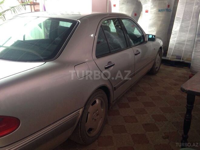 Mercedes E 230 1996, 300,000 km - 2.3 л - Gəncə
