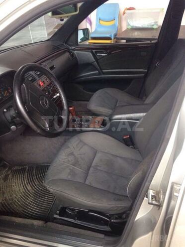 Mercedes E 230 1996, 300,000 km - 2.3 л - Gəncə