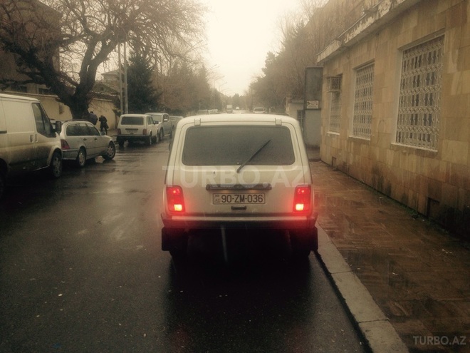 LADA (VAZ) Niva 2015, 4,221 km - 1.7 l - Bakı