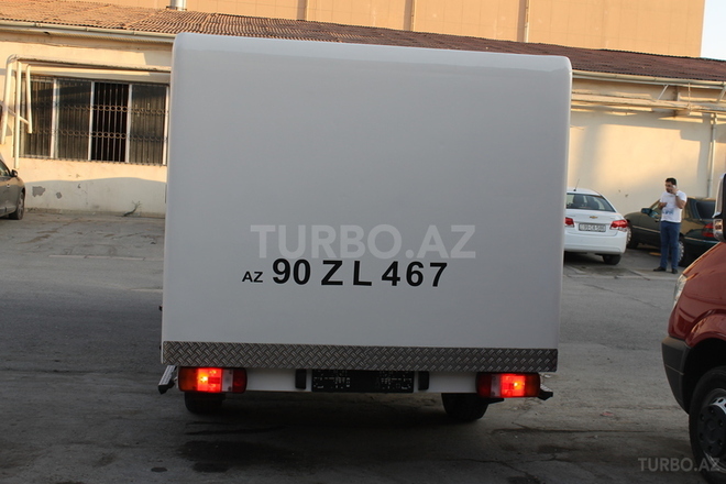 Volkswagen Multivan 2007, 163,000 km - 1.9 l - Bakı