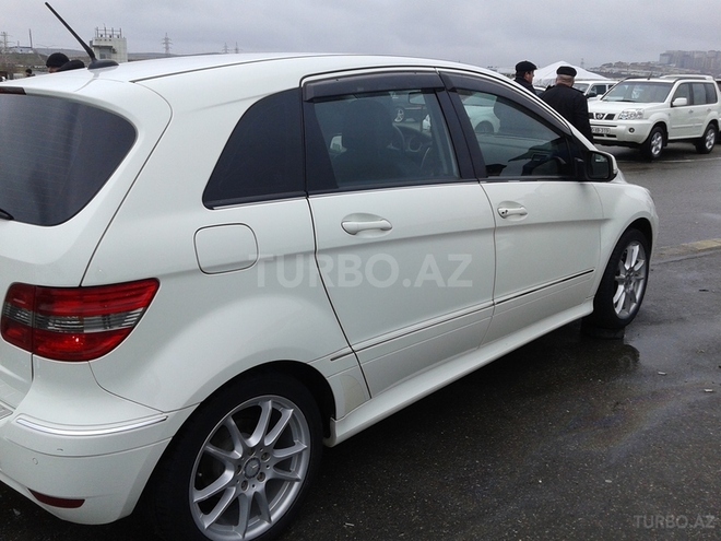 Mercedes B 170 2005, 37,000 km - 1.7 l - Bakı
