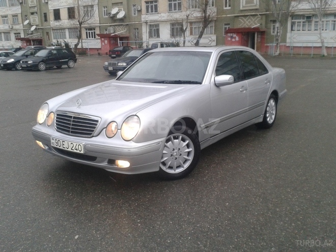 Mercedes E 240 2000, 175,000 km - 2.4 l - Sumqayıt