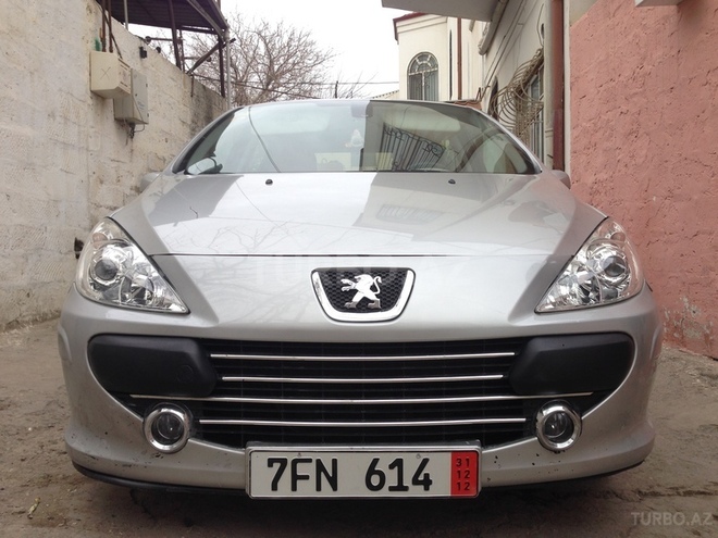 Peugeot 307 2006, 68,000 km - 2.0 л - Bakı
