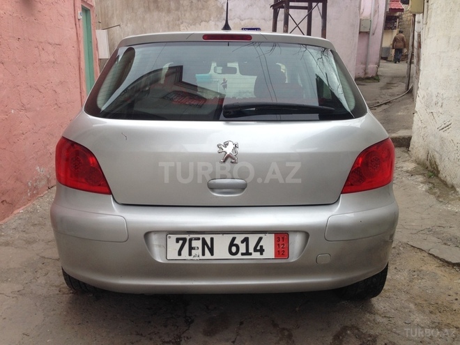 Peugeot 307 2006, 68,000 km - 2.0 л - Bakı