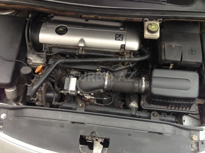 Peugeot 307 2006, 68,000 km - 2.0 л - Bakı