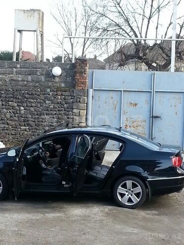 Volkswagen Passat 2007, 241,000 km - 2.0 l - Bakı