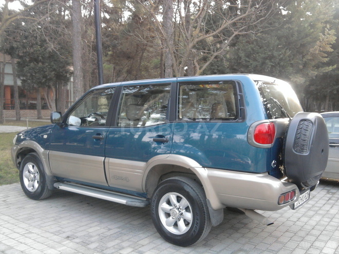 Nissan Terrano 2002, 165,000 km - 2.4 l - Sumqayıt