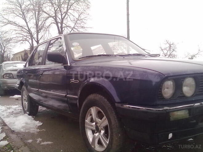 BMW  1987, 2,244,440 km - 1.6 l - Şamaxı