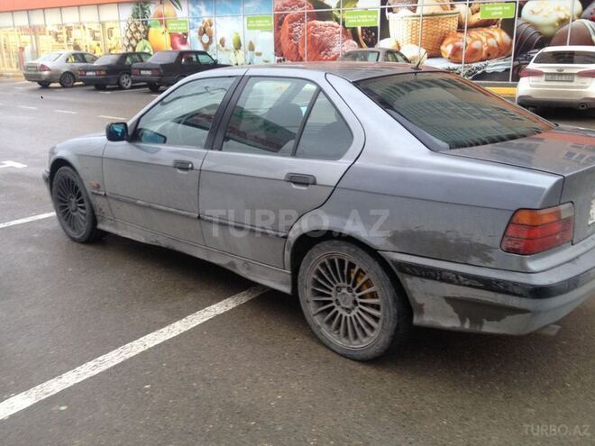 BMW 318 1992, 366,880 km - 1.8 л - Bakı