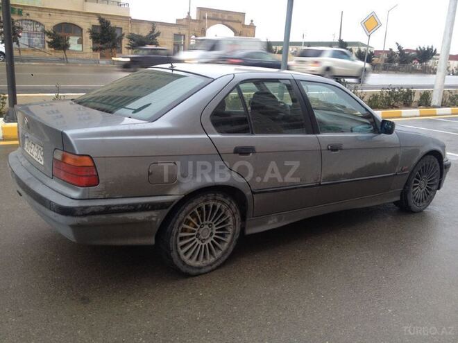 BMW 318 1992, 366,880 km - 1.8 л - Bakı