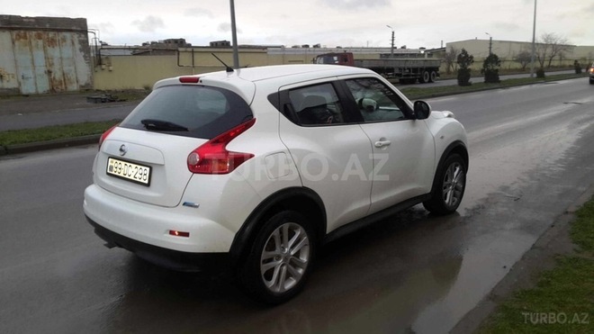 Nissan Juke 2013, 61,600 km - 1.6 l - Bakı