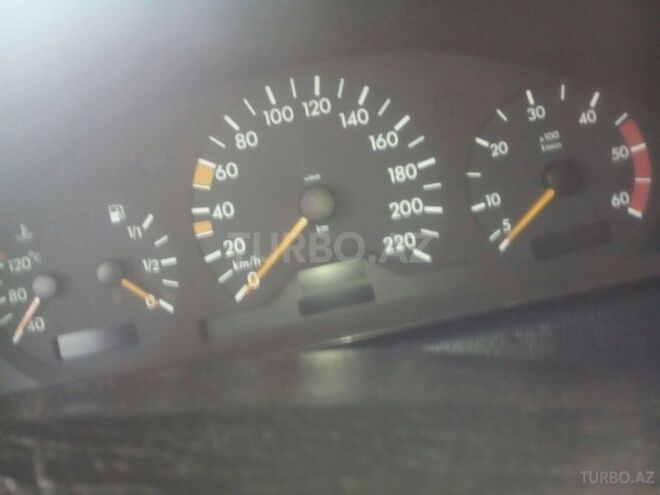 Mercedes C 220 1998, 70,000 km - 0.2 l - Biləsuvar