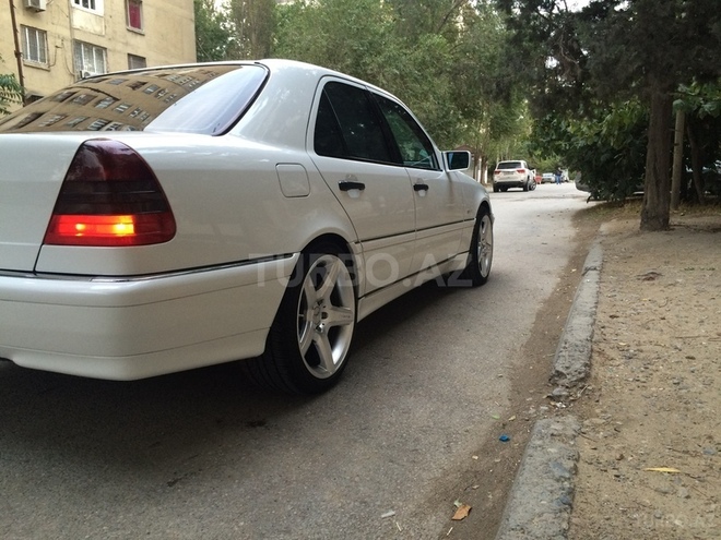 Mercedes C 240 1999, 120,000 km - 2.4 l - Bakı